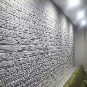 Декоративный кирпич Древесный скол белый в интерьере